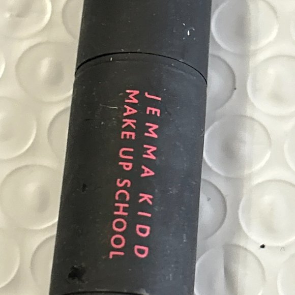 Jk Jemma Kidd lipstick duo moisturizer and color Juliet - Picture 10 of 11